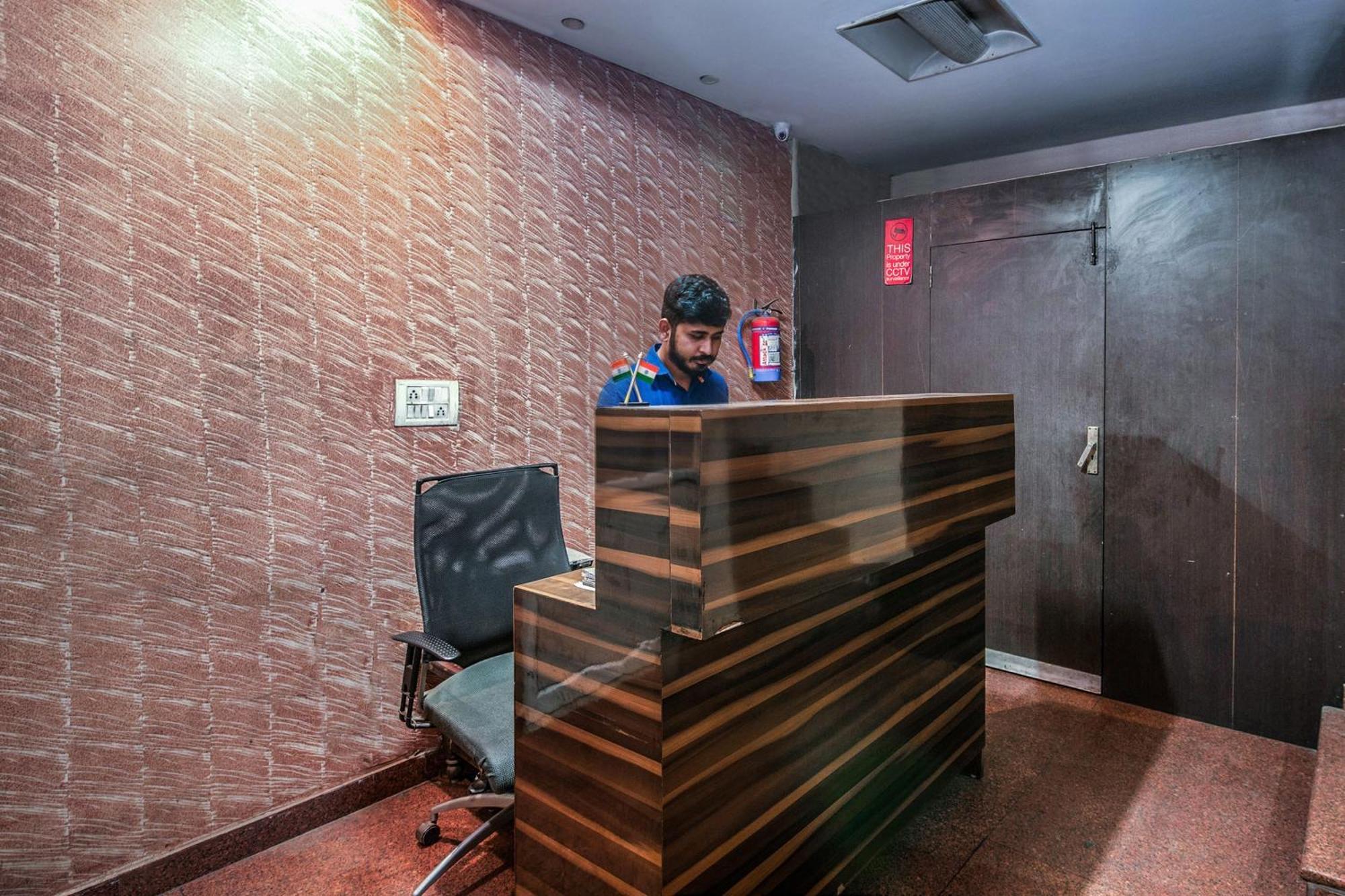 Hotel O Crosswinds Residency Indirapuram Exteriér fotografie