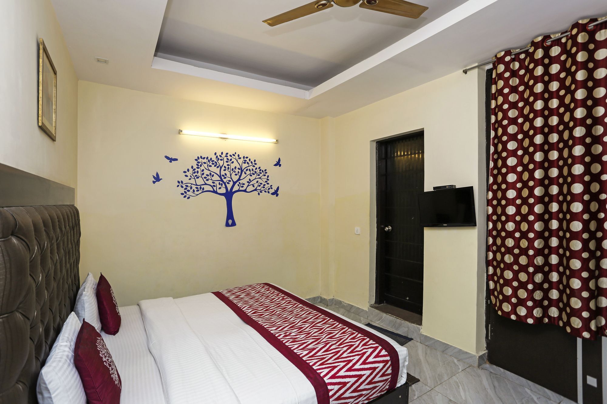Hotel O Crosswinds Residency Indirapuram Exteriér fotografie