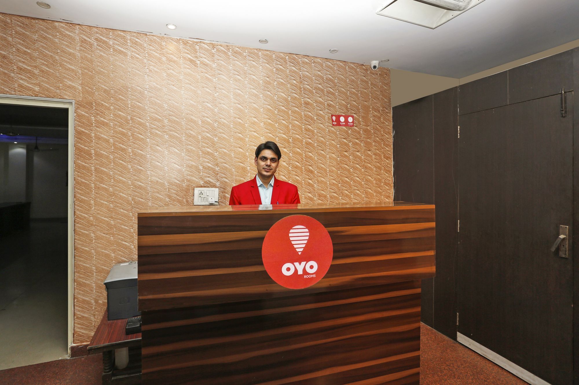 Hotel O Crosswinds Residency Indirapuram Exteriér fotografie